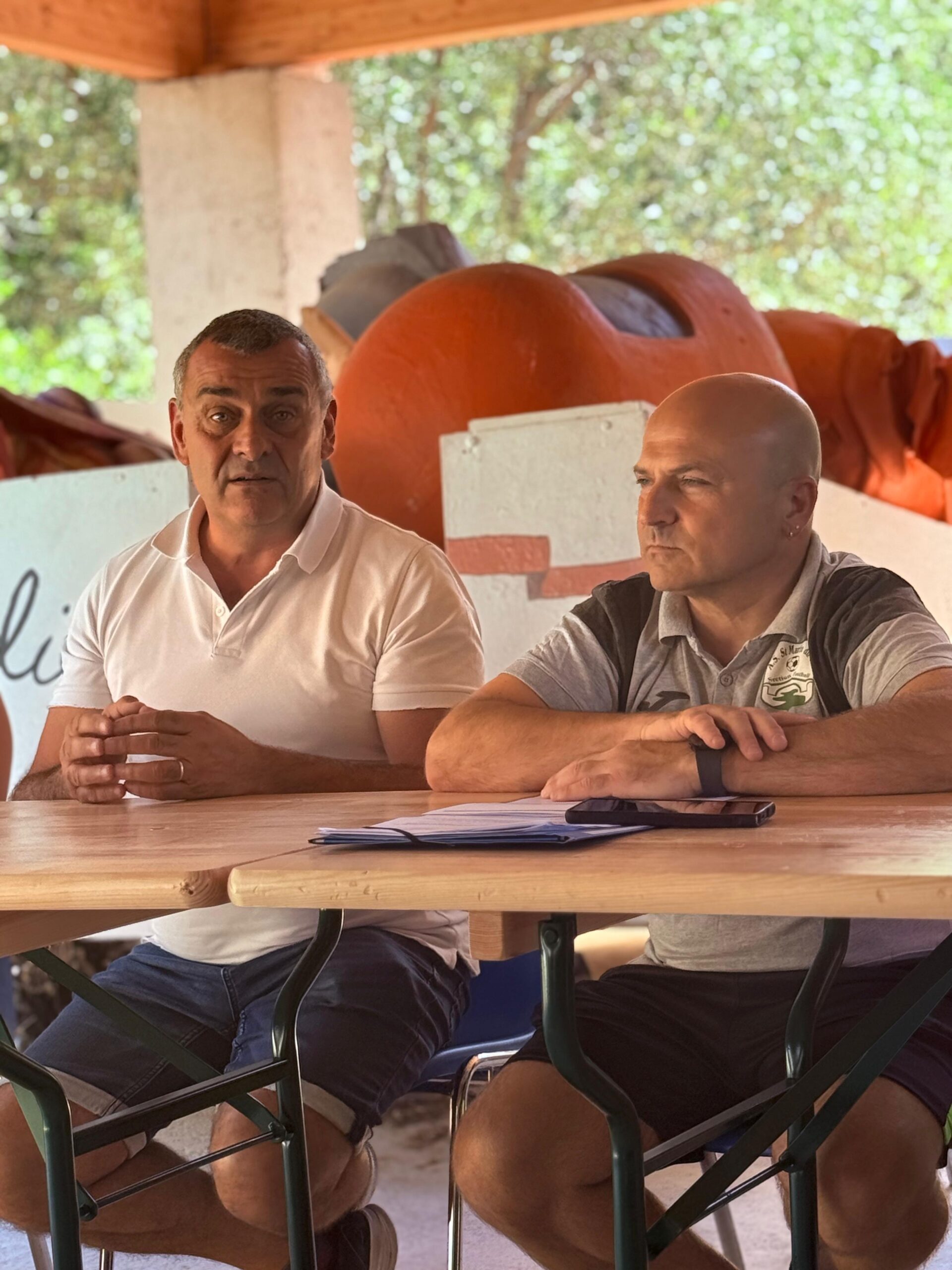 Assemblee Hand Foot (2)